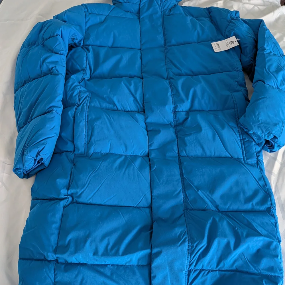 Amazon Essentials Men's Blue Puffer Jacket - Picture 1 of 7